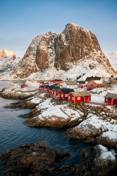 Nikon magazine - ZR tried and tested 