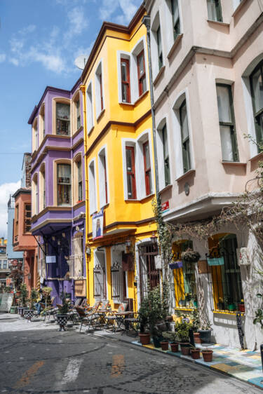 Nikon magazine - Figen Kokol in Istanbul with the DX 16-50mm