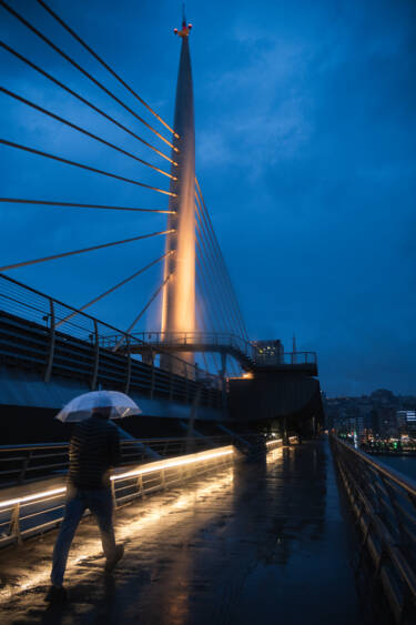 Nikon magazine - Figen Kokol in Istanbul with the DX 16-50mm