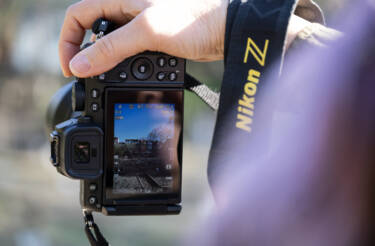 Nikon magazine - Figen Kokol in Istanbul with the DX 16-50mm